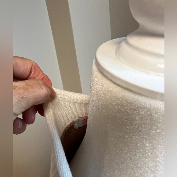 Stipe Drop Shoulder Knit Sweatet - Picture 5 of 5